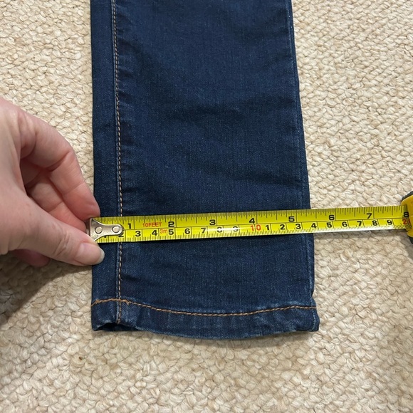 IRIS Skinny Jeans Juniors Size 7. Style IP8182. Medium/Dark wash - Picture 9 of 10